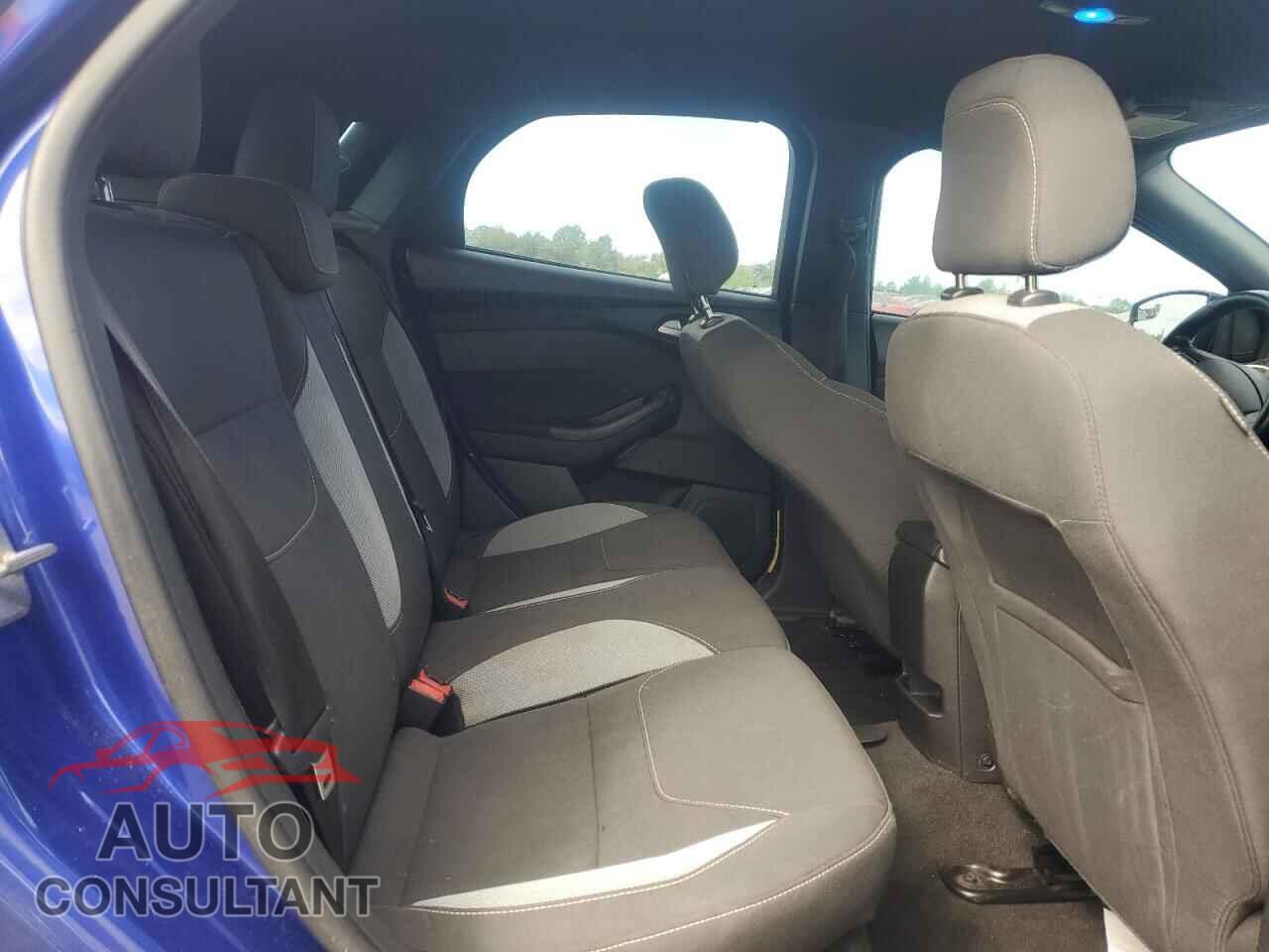 FORD FOCUS 2015 - 1FADP3L97FL354748