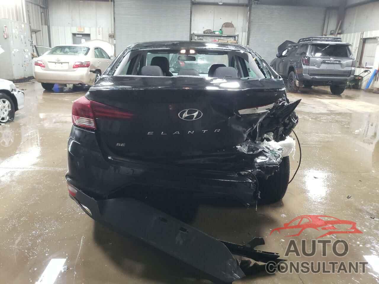 HYUNDAI ELANTRA 2019 - 5NPD74LF4KH431984