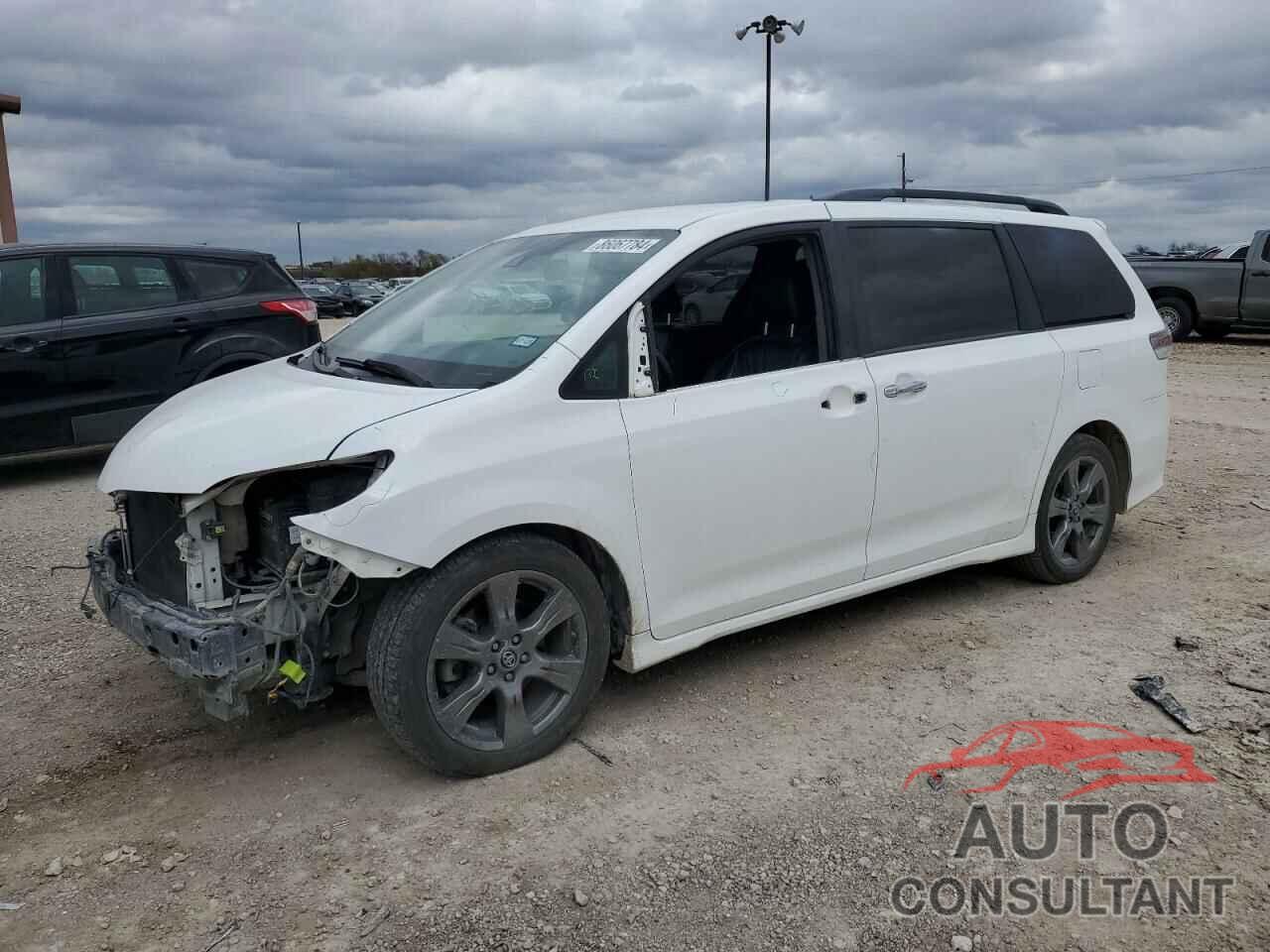 TOYOTA SIENNA 2018 - 5TDXZ3DCXJS917665