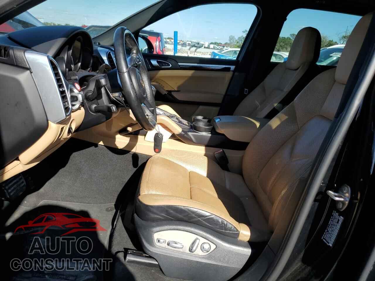 PORSCHE CAYENNE 2016 - WP1AA2A29GKA09144