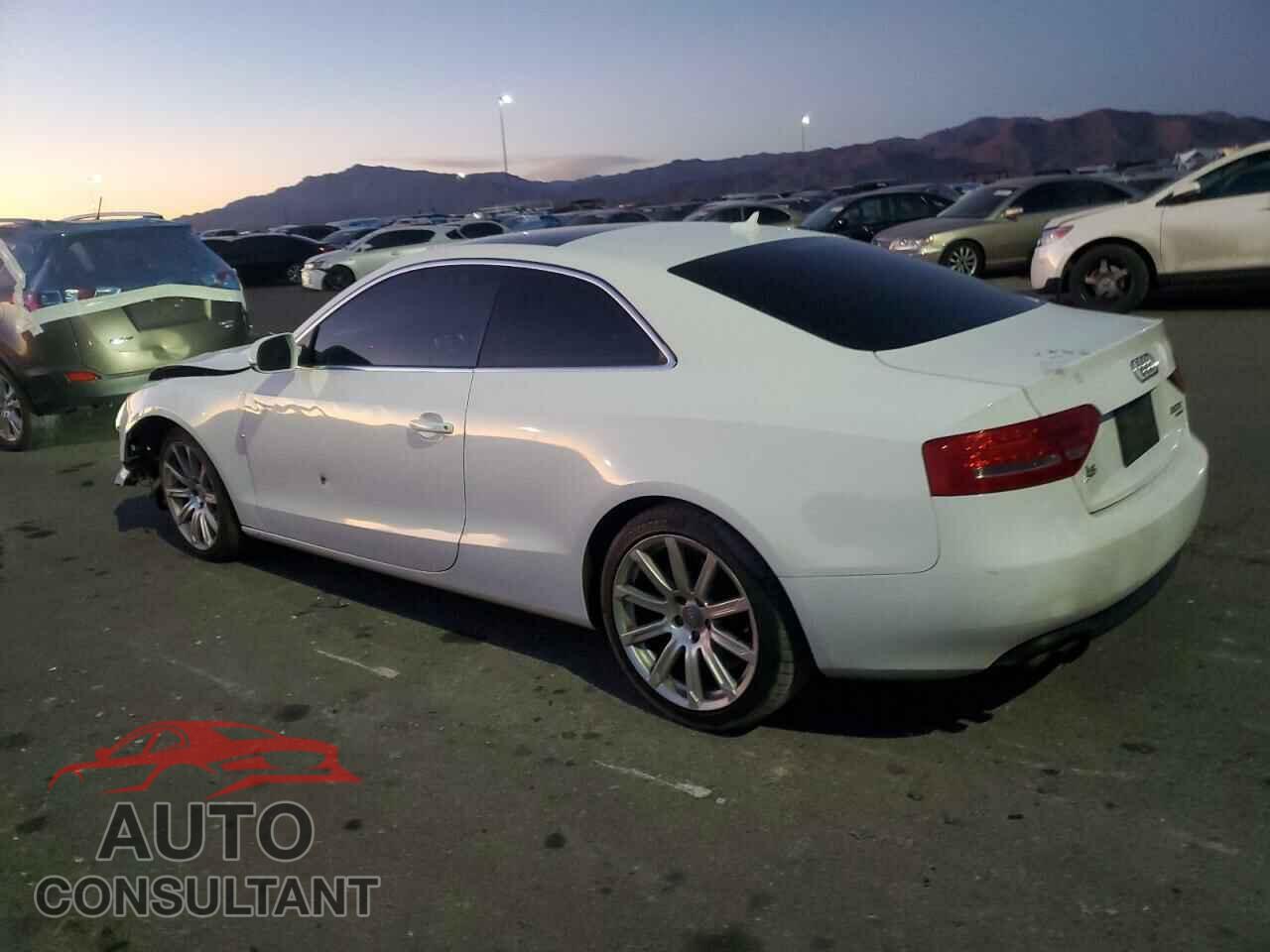 AUDI A5 2011 - WAULFAFR4BA037893