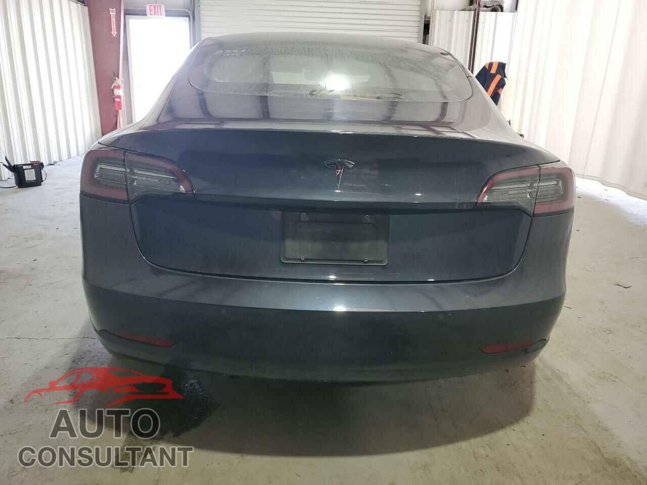 TESLA MODEL 3 2022 - 5YJ3E1EA7NF370022