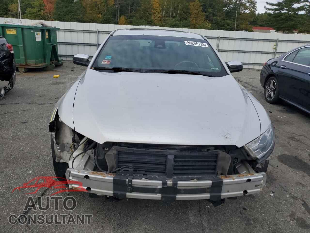 FORD TAURUS 2017 - 1FAHP2J83HG117885