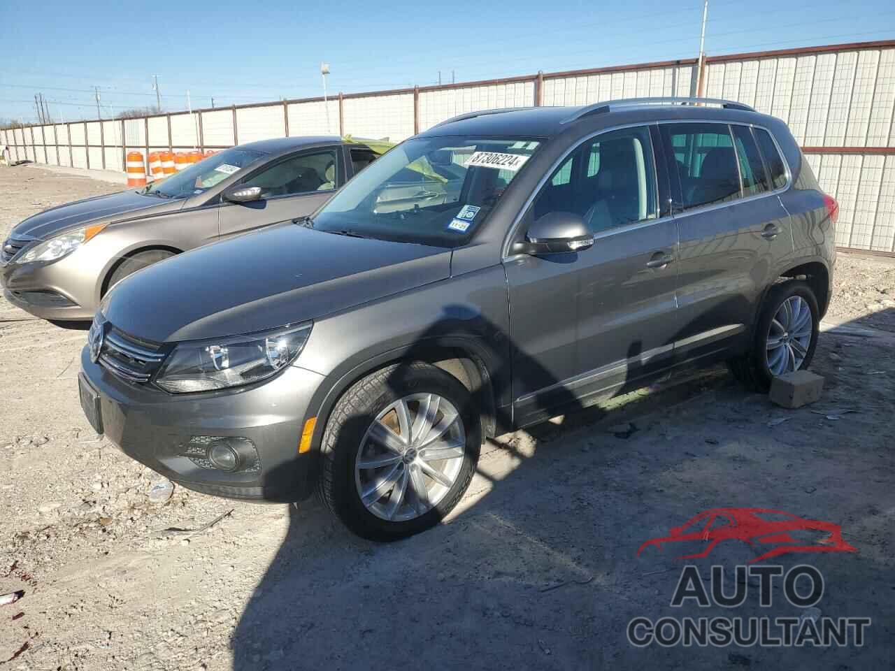 VOLKSWAGEN TIGUAN 2012 - WVGAV7AX8CW079991