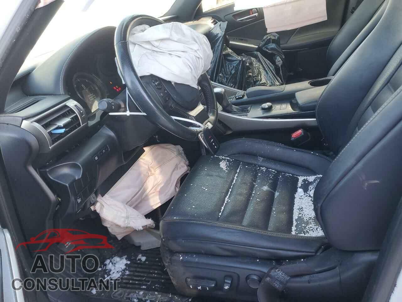 LEXUS IS 2015 - JTHCE1D25F5008637