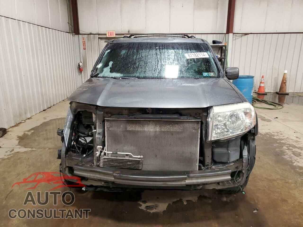 HONDA PILOT 2011 - 5FNYF4H69BB068531