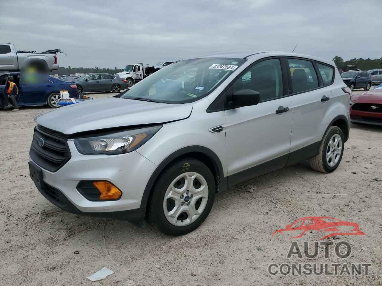 FORD ESCAPE 2018 - 1FMCU0F7XJUD36489