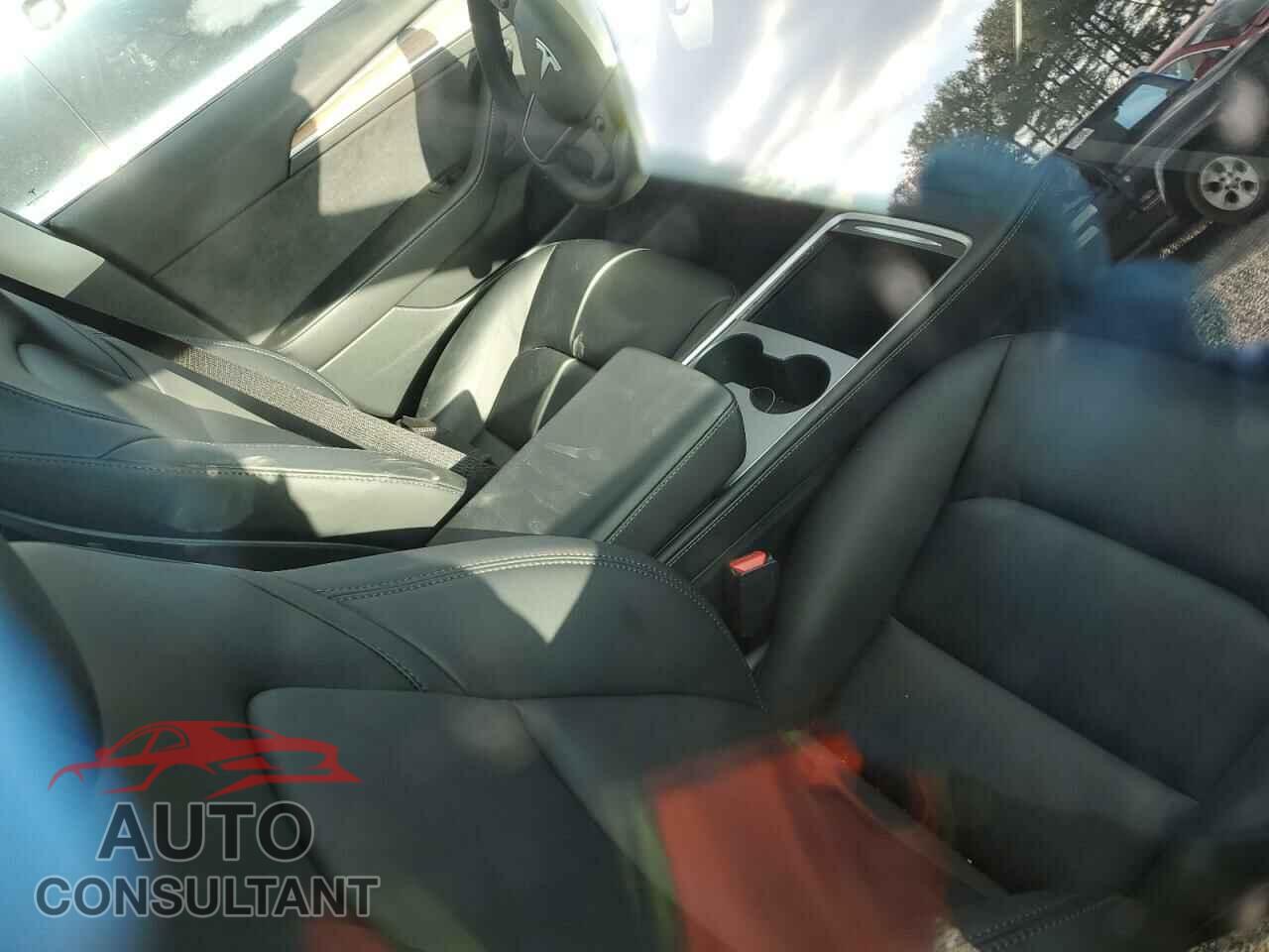 TESLA MODEL 3 2023 - 5YJ3E1EA7PF638621
