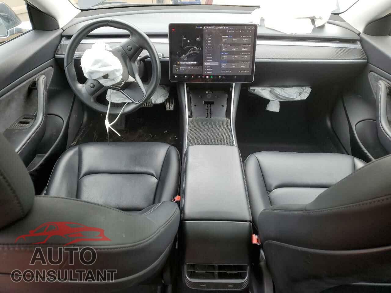 TESLA MODEL 3 2018 - 5YJ3E1EB4JF071607
