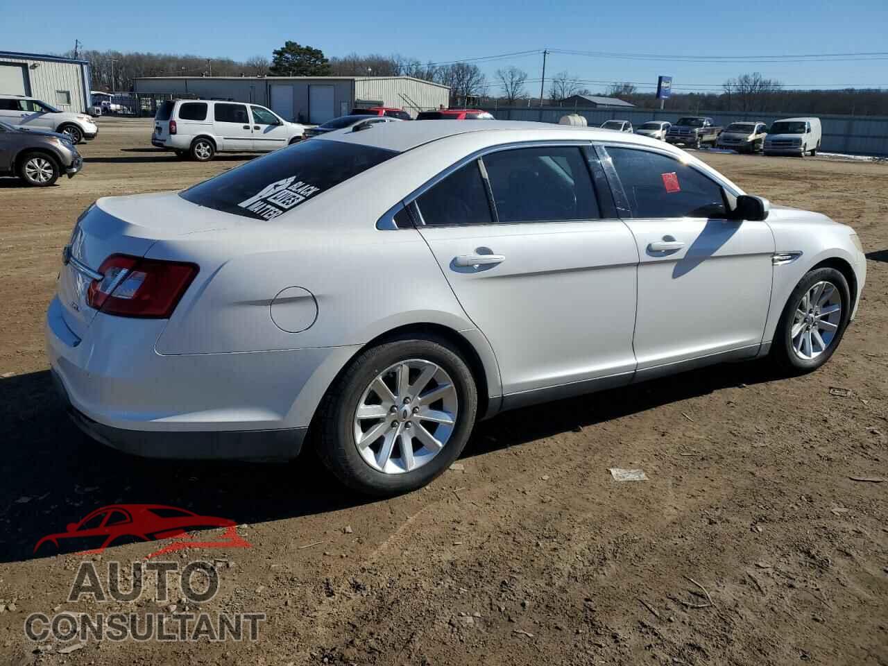 FORD TAURUS 2011 - 1FAHP2EW0BG113857