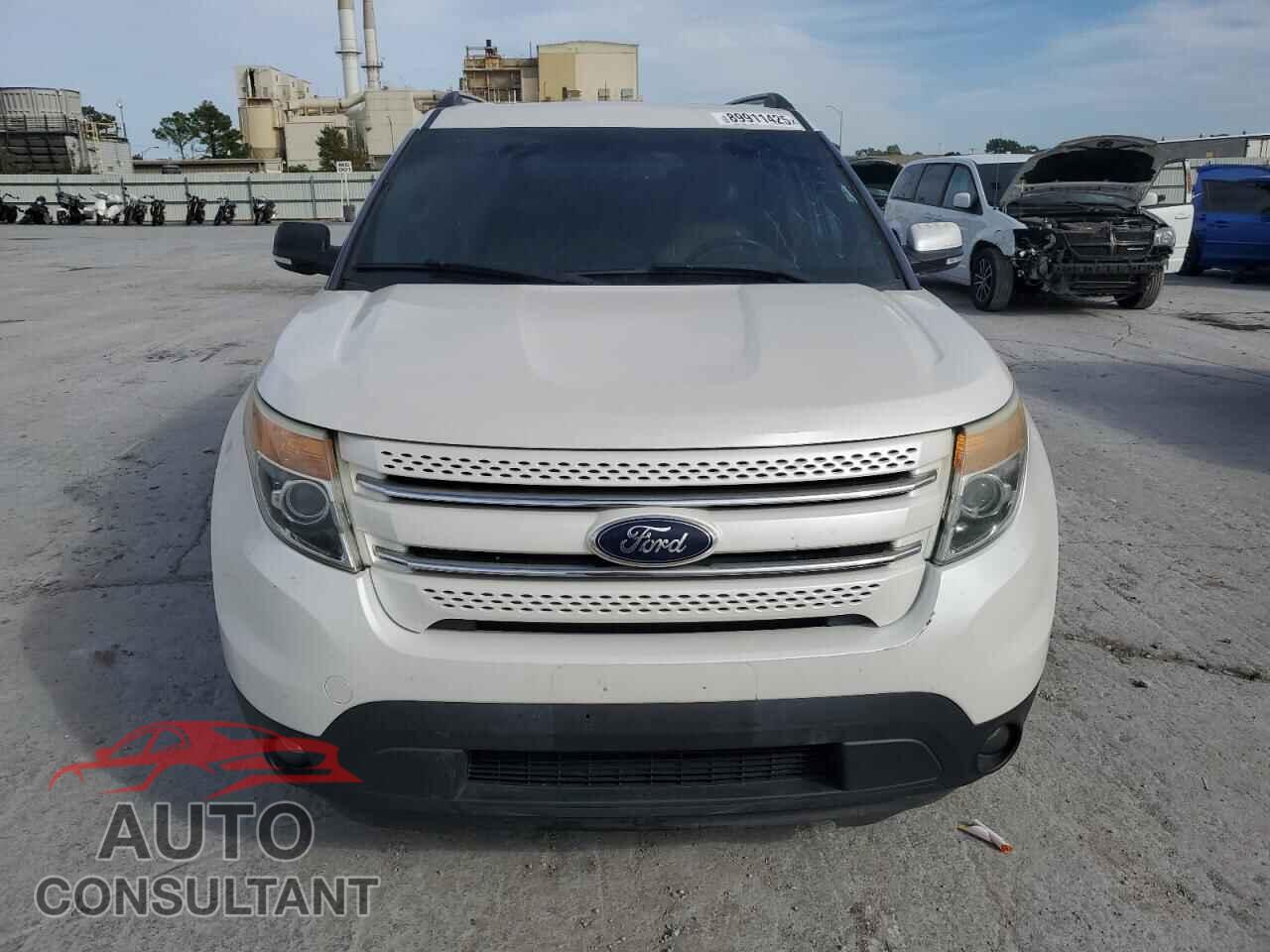 FORD EXPLORER 2011 - 1FMHK8F81BGA19977