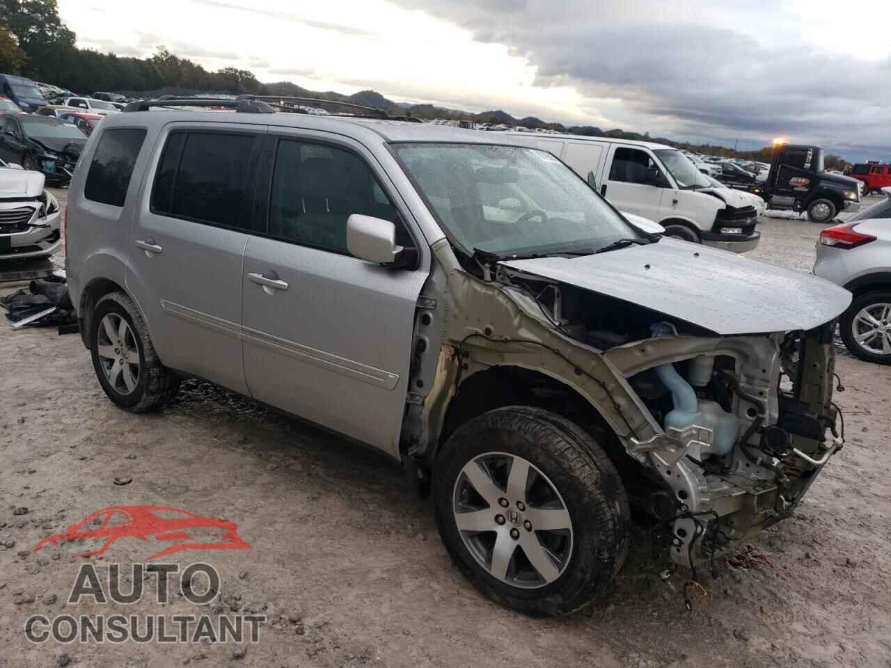 HONDA PILOT 2015 - 5FNYF4H93FB035220