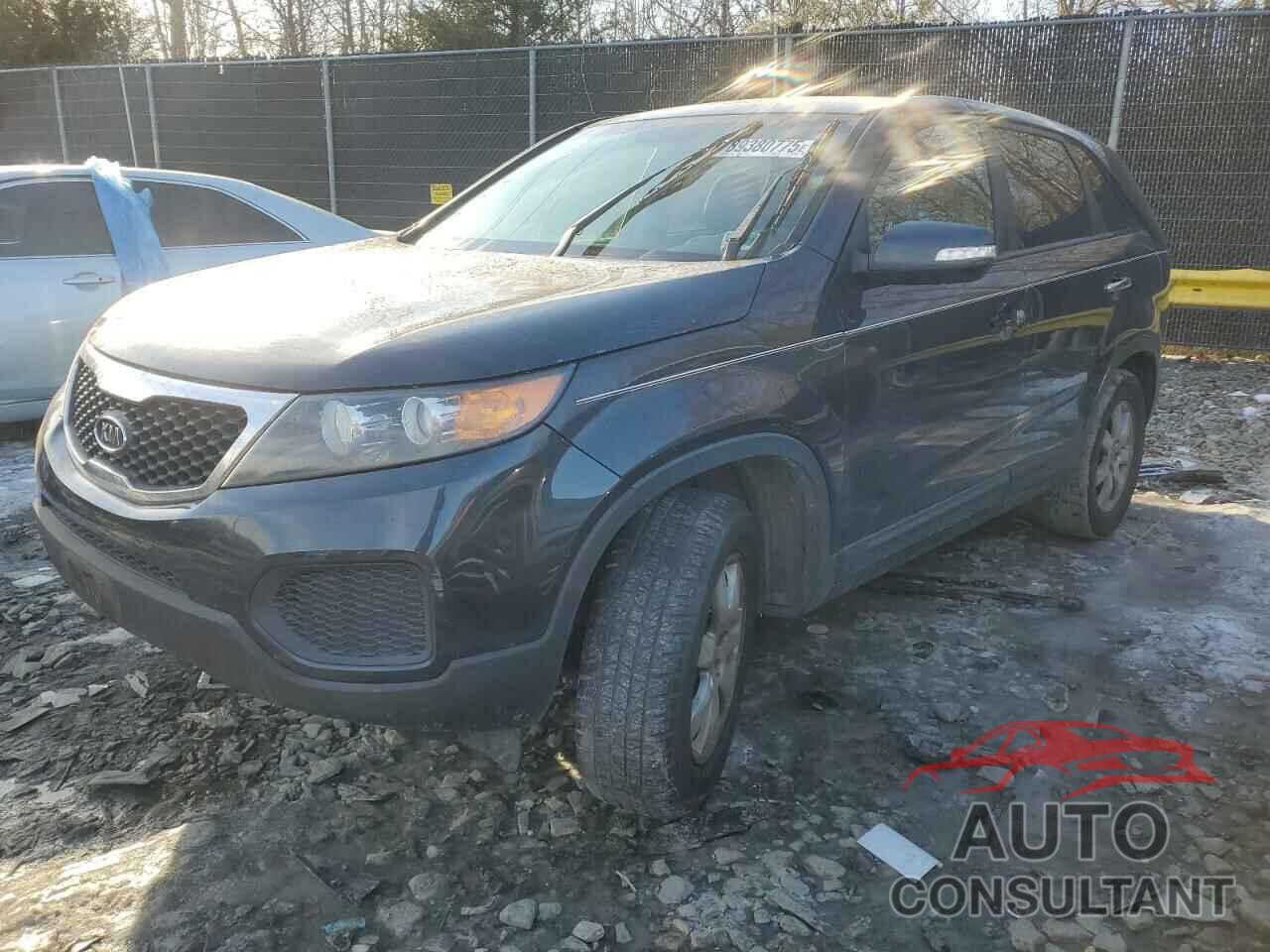 KIA SORENTO 2013 - 5XYKT3A12DG400019