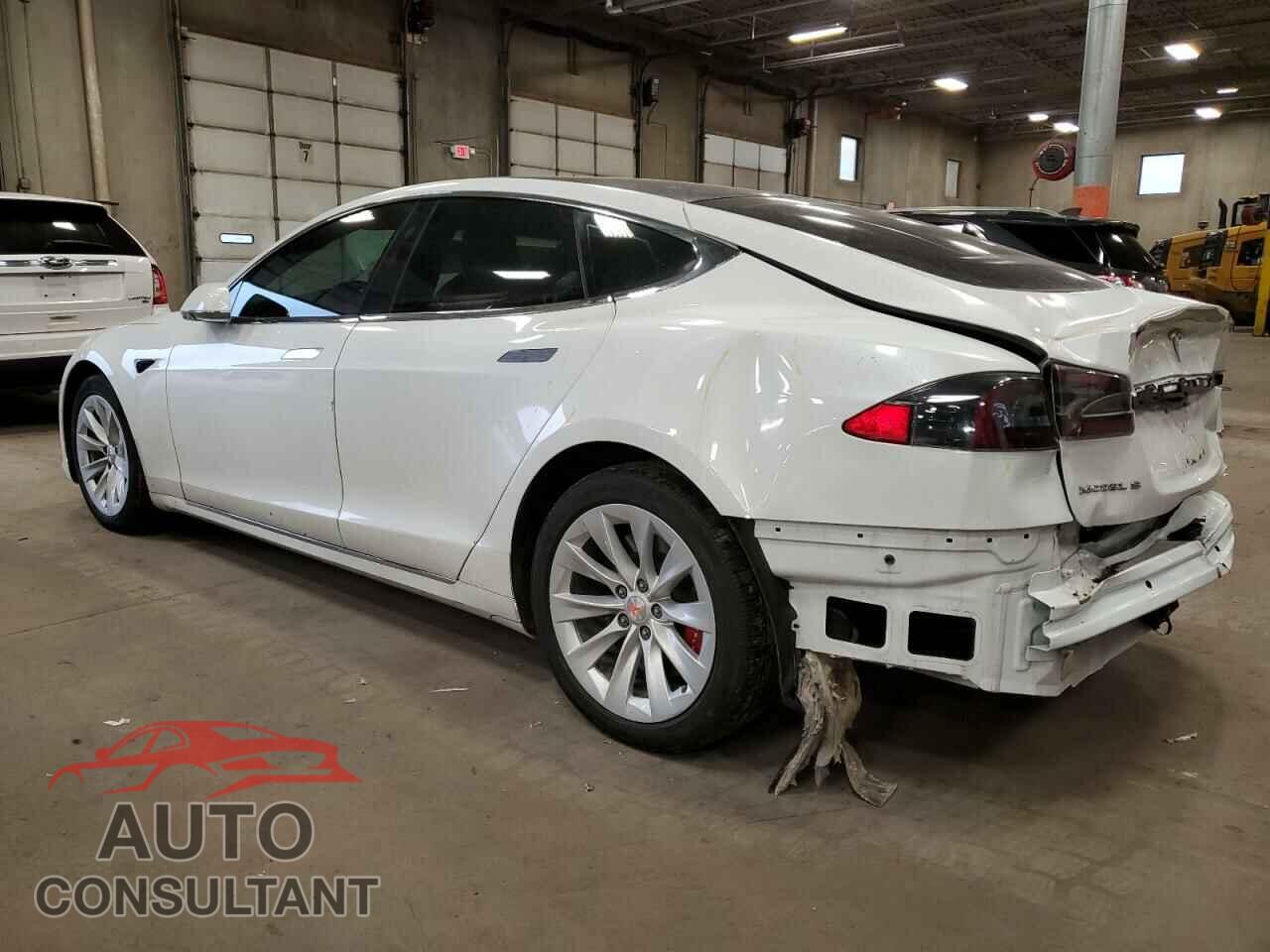 TESLA MODEL S 2017 - 5YJSA1E22HF204429