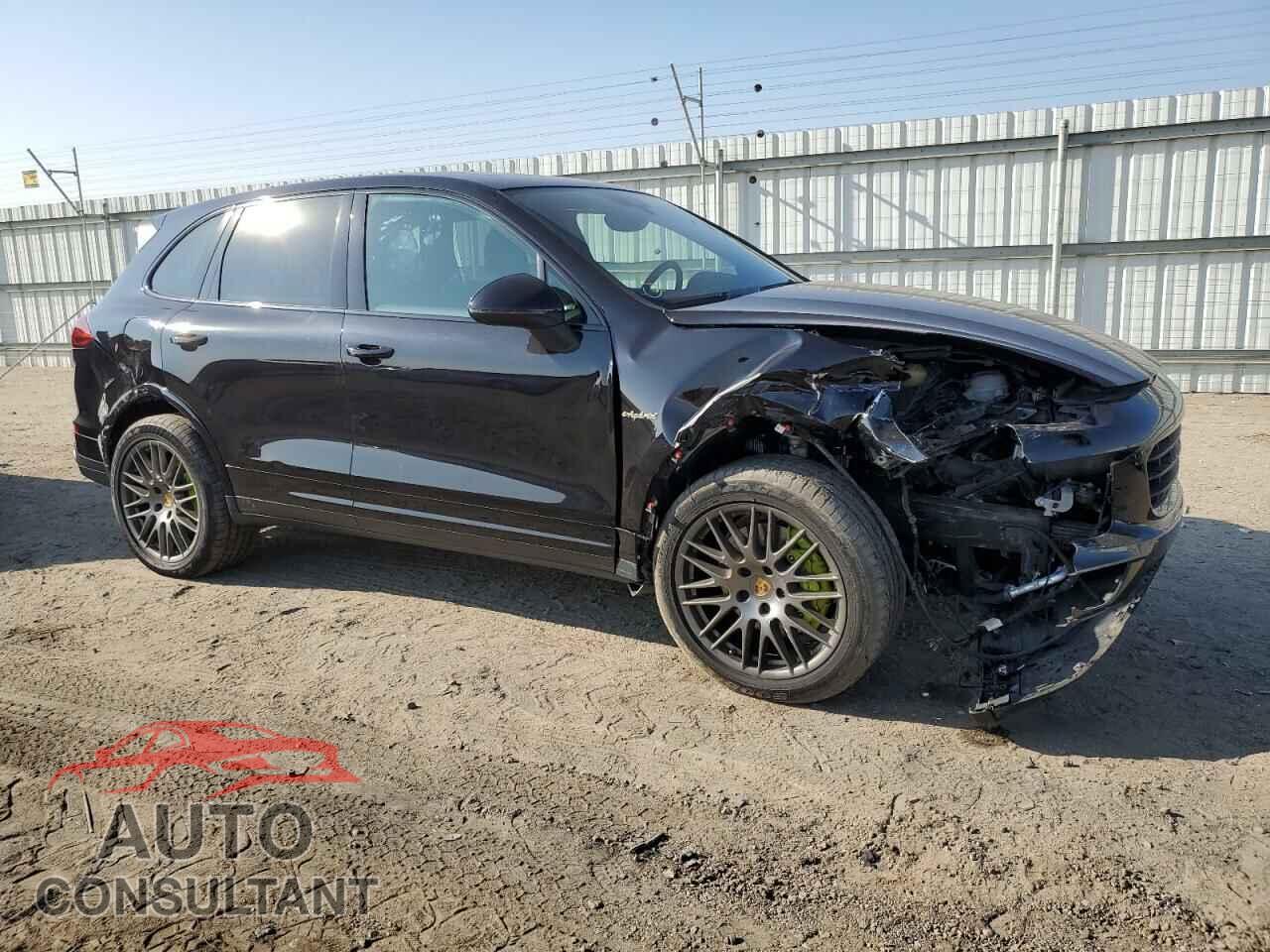 PORSCHE CAYENNE 2018 - WP1AE2A20JLA71280