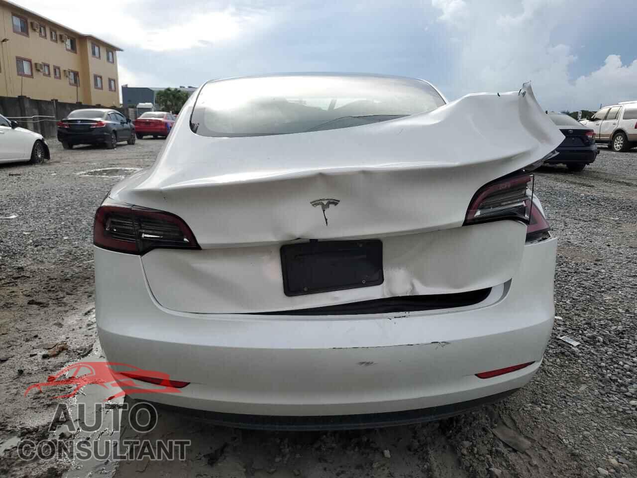TESLA MODEL 3 2023 - 5YJ3E1EA4PF551663