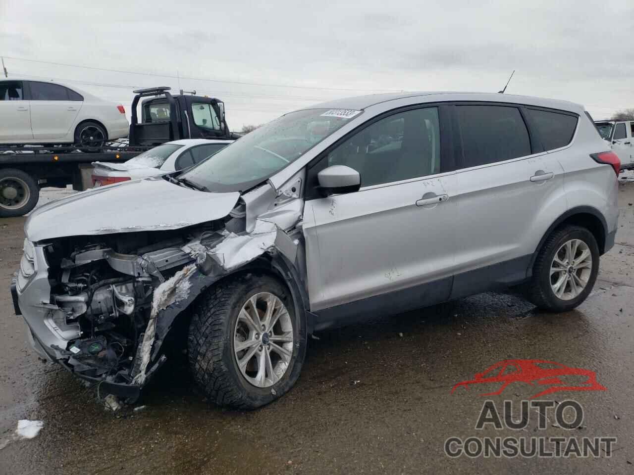 FORD ESCAPE 2019 - 1FMCU9GD7KUB10436