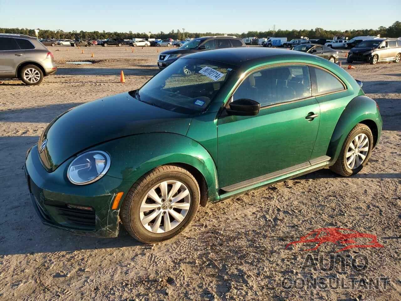 VOLKSWAGEN BEETLE 2017 - 3VWF17AT5HM605582