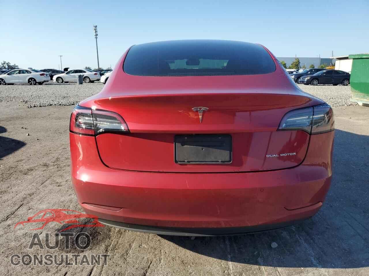 TESLA MODEL 3 2021 - 5YJ3E1EB8MF860122