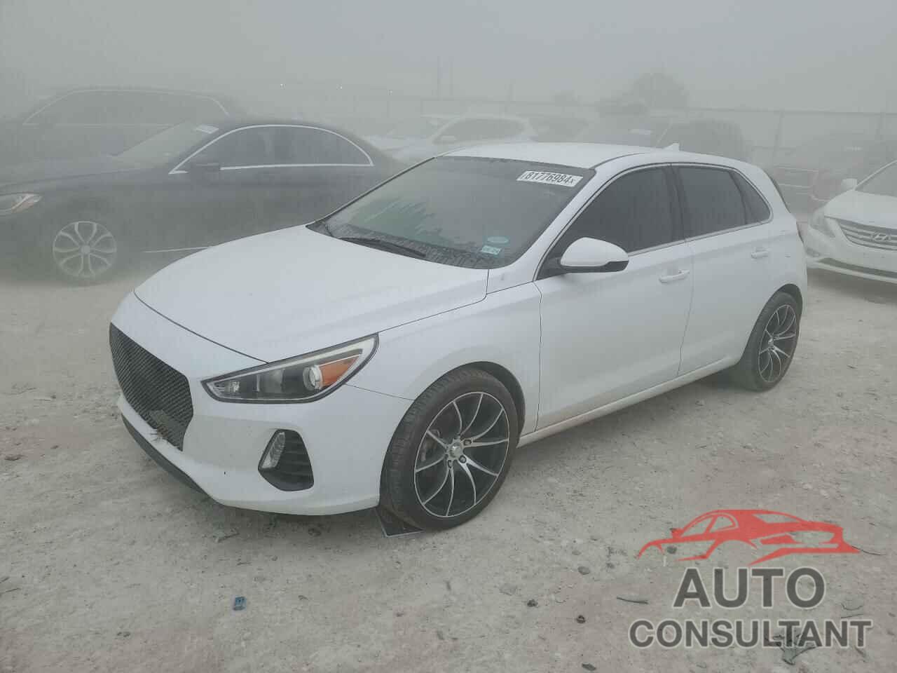 HYUNDAI ELANTRA 2018 - KMHH35LE3JU057894