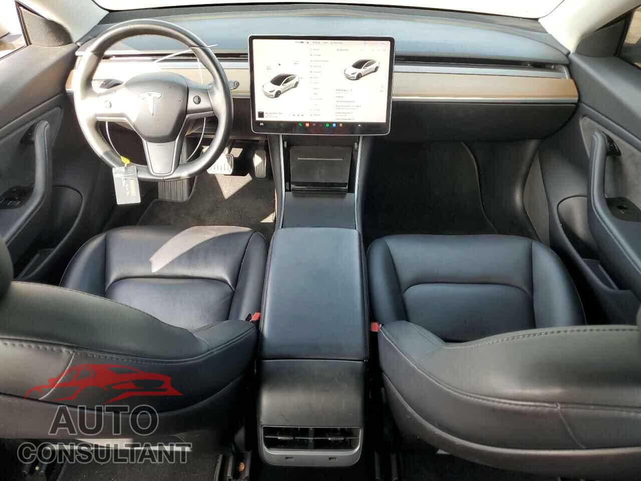 TESLA MODEL 3 2018 - 5YJ3E1EA2JF043876