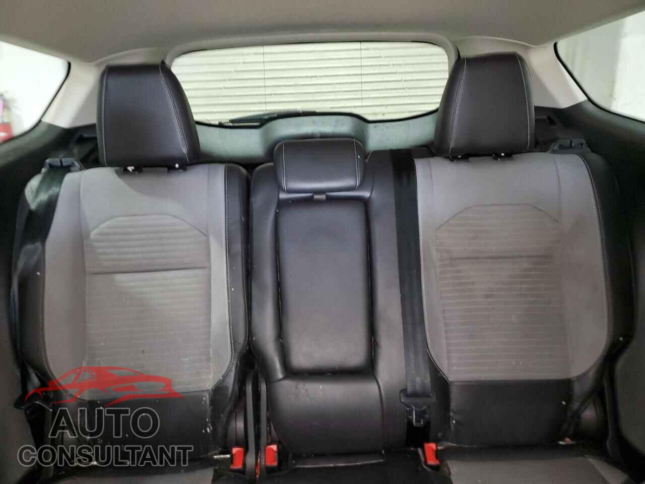 FORD ESCAPE 2017 - 1FMCU9JD2HUF05478