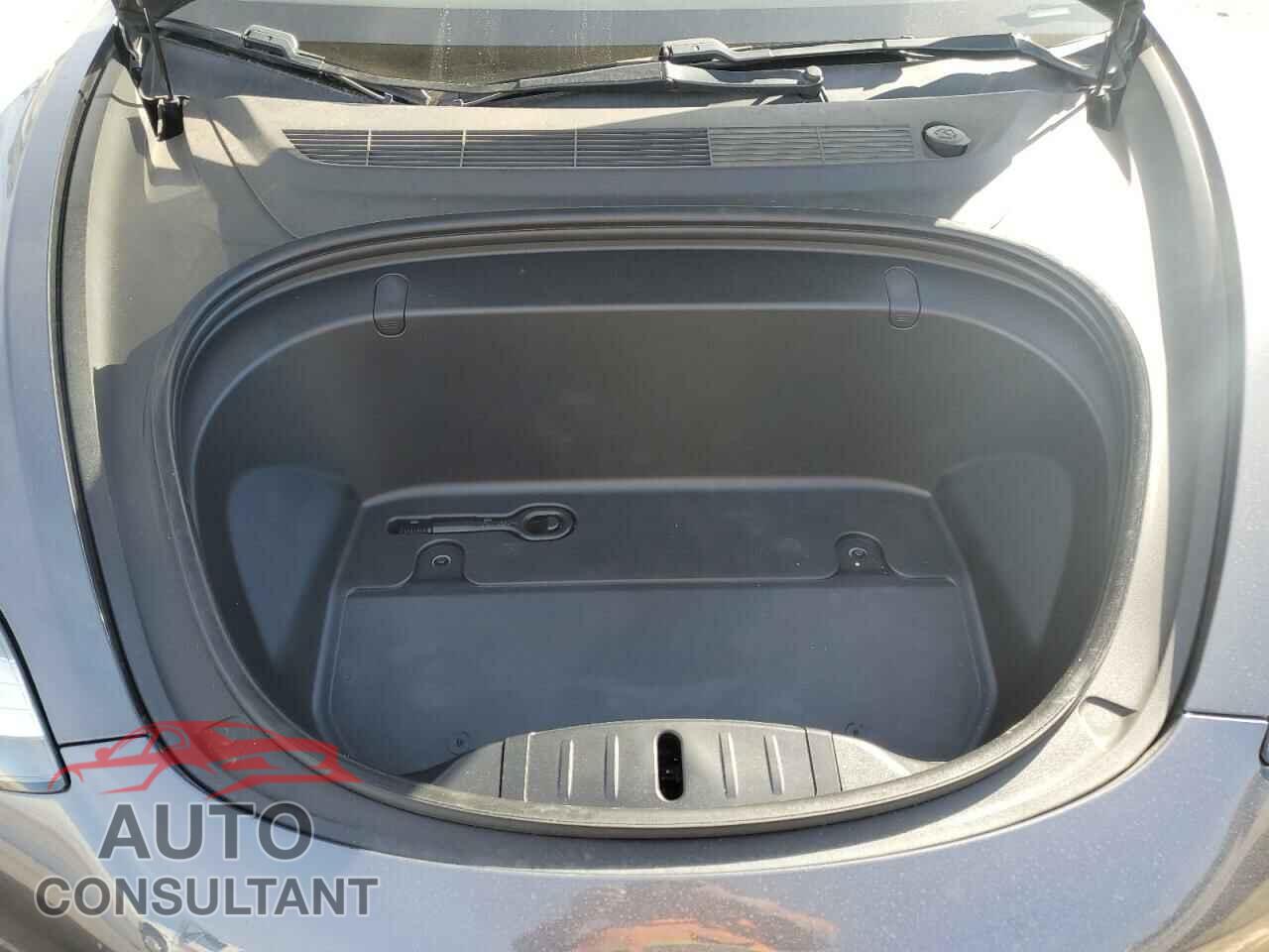 TESLA MODEL 3 2019 - 5YJ3E1EA6KF400333