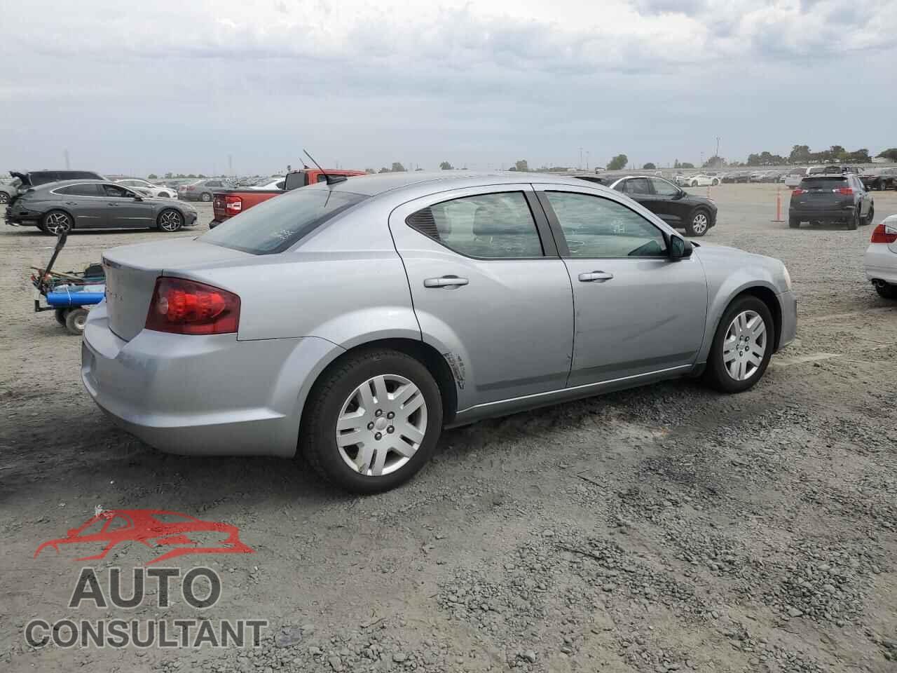DODGE AVENGER 2013 - 1C3CDZAB5DN646010