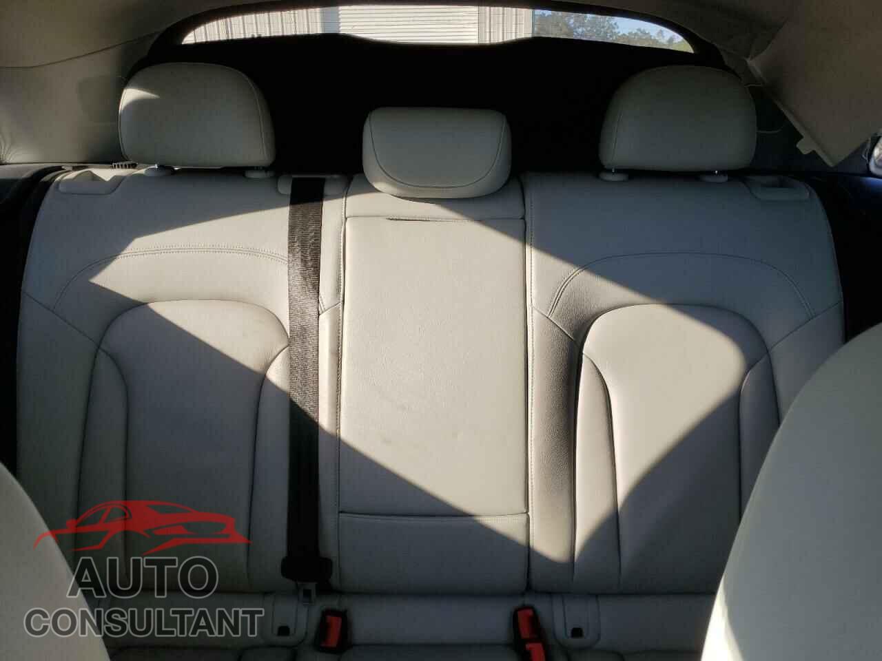 AUDI Q3 2015 - WA1BFCFS7FR014199