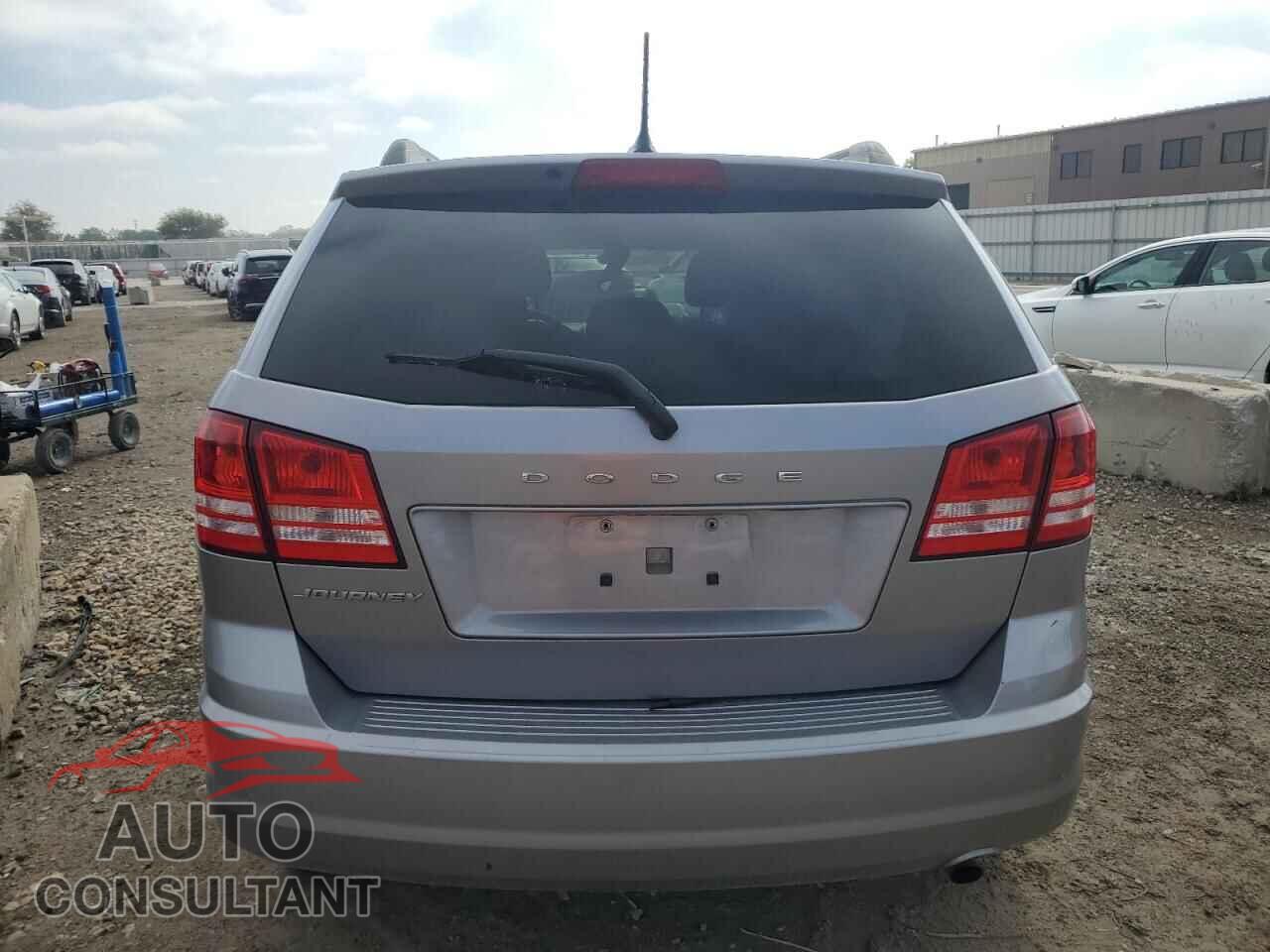DODGE JOURNEY 2018 - 3C4PDCAB4JT243609