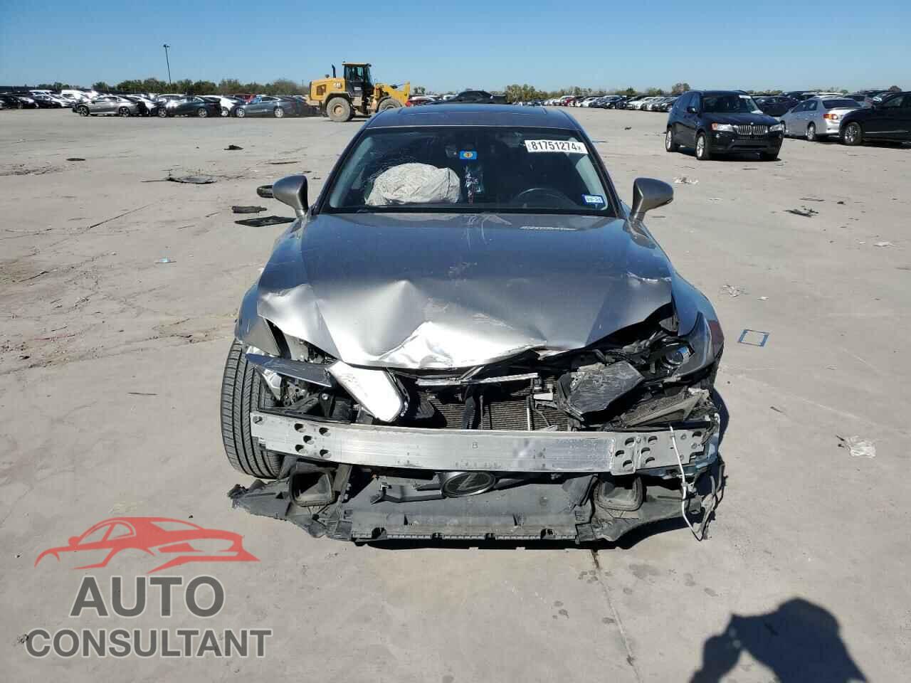 LEXUS IS 2018 - JTHBA1D20J5066378
