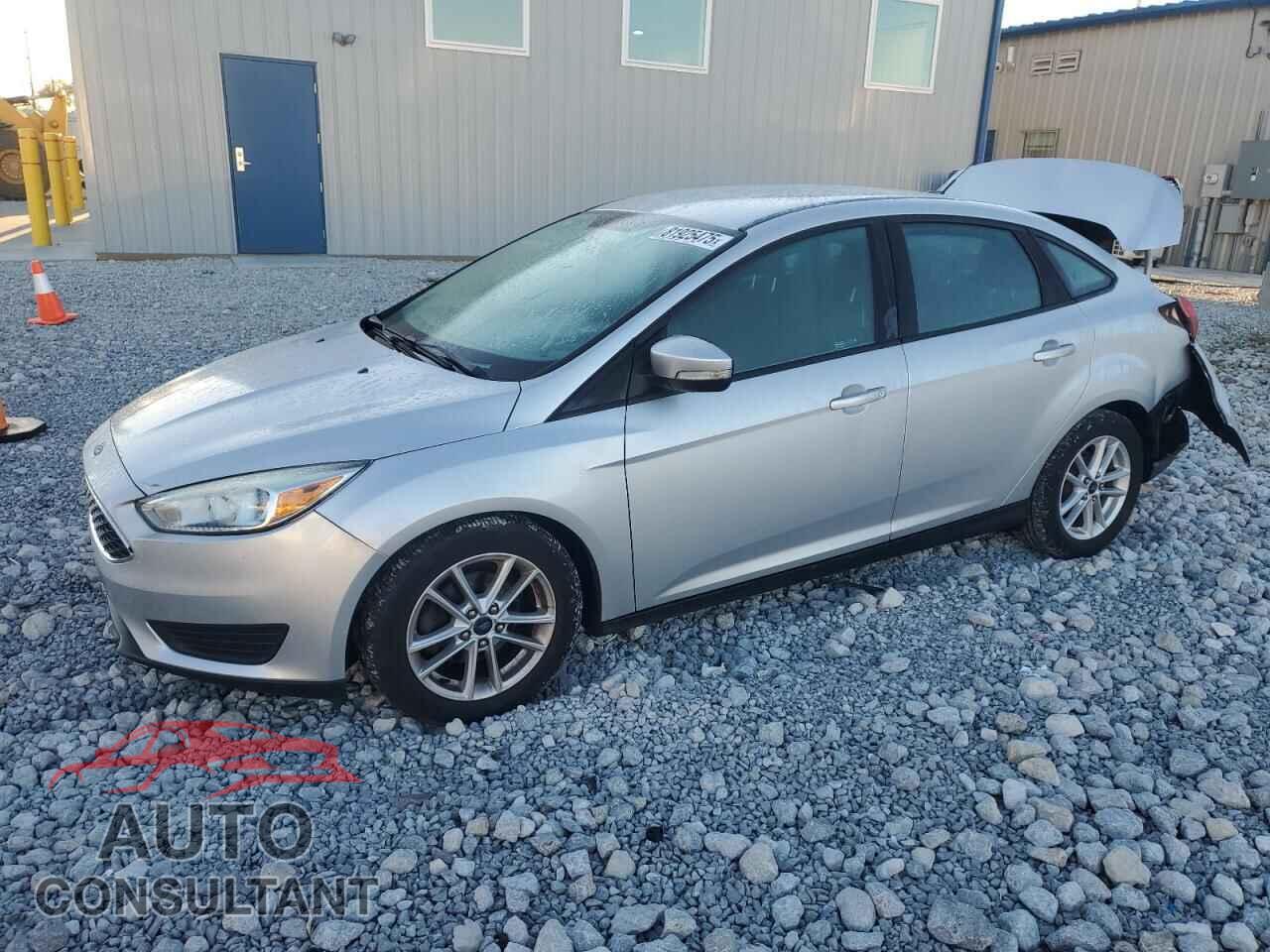 FORD FOCUS 2015 - 1FADP3F21FL217304