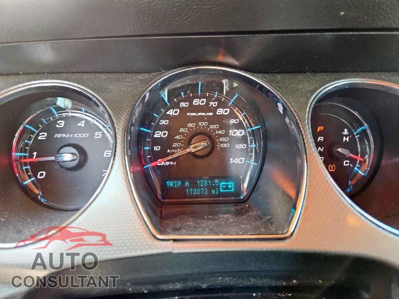 FORD TAURUS 2012 - 1FAHP2EW8CG118211