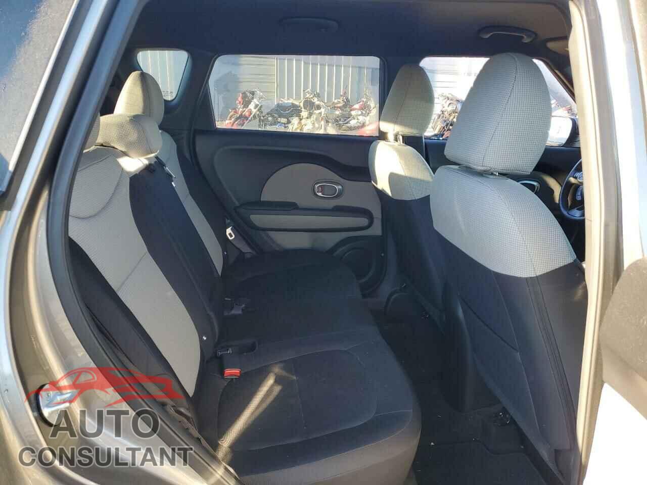 KIA SOUL 2014 - KNDJN2A2XE7061663
