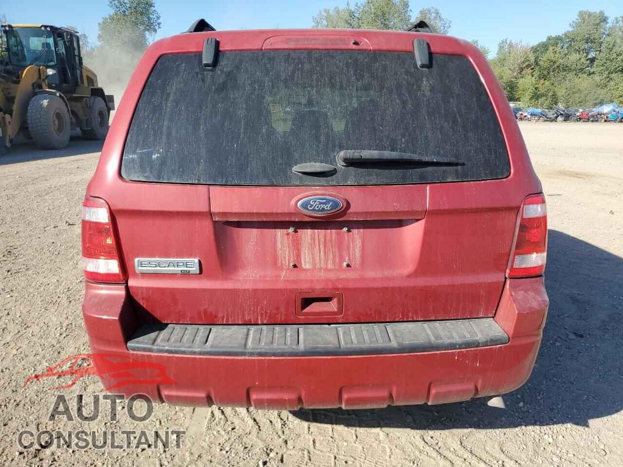 FORD ESCAPE 2011 - 1FMCU0D70BKB90541
