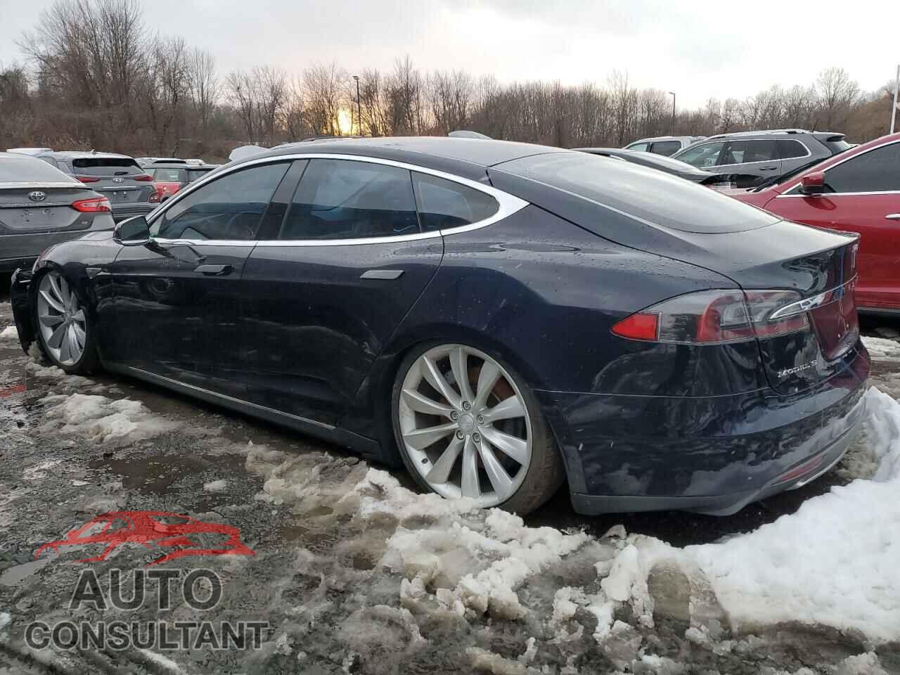 TESLA MODEL S 2013 - 5YJSA1CP8DFP06581