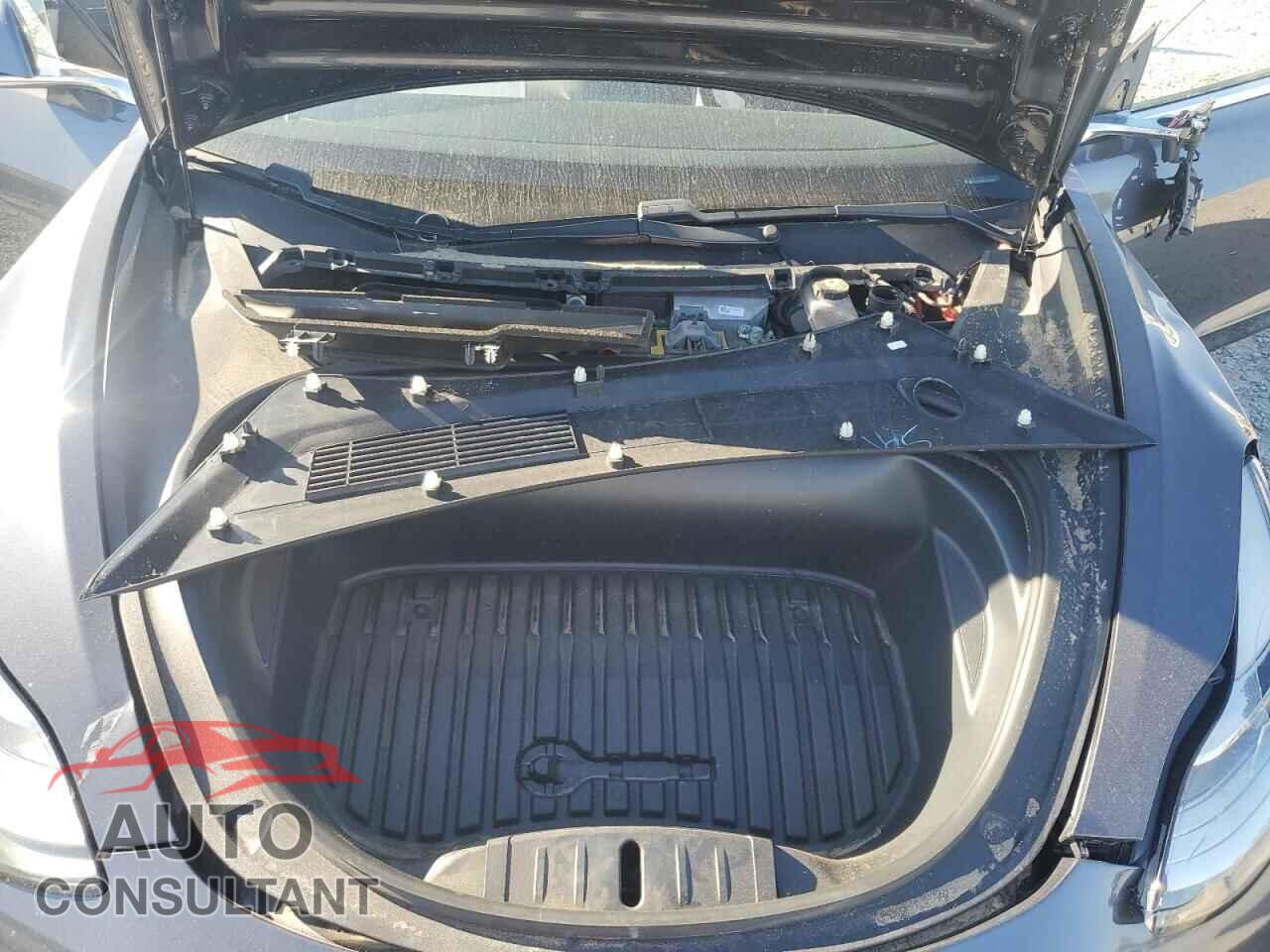 TESLA MODEL 3 2020 - 5YJ3E1EBXLF791206