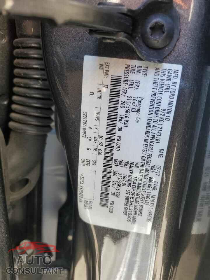 FORD FOCUS 2017 - 1FADP3FE3HL310306