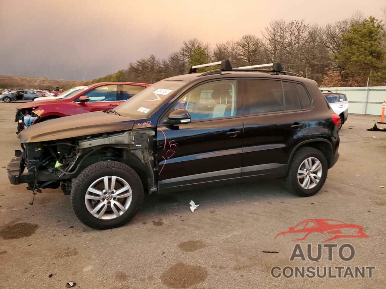 VOLKSWAGEN TIGUAN 2016 - WVGBV7AX2GW577985