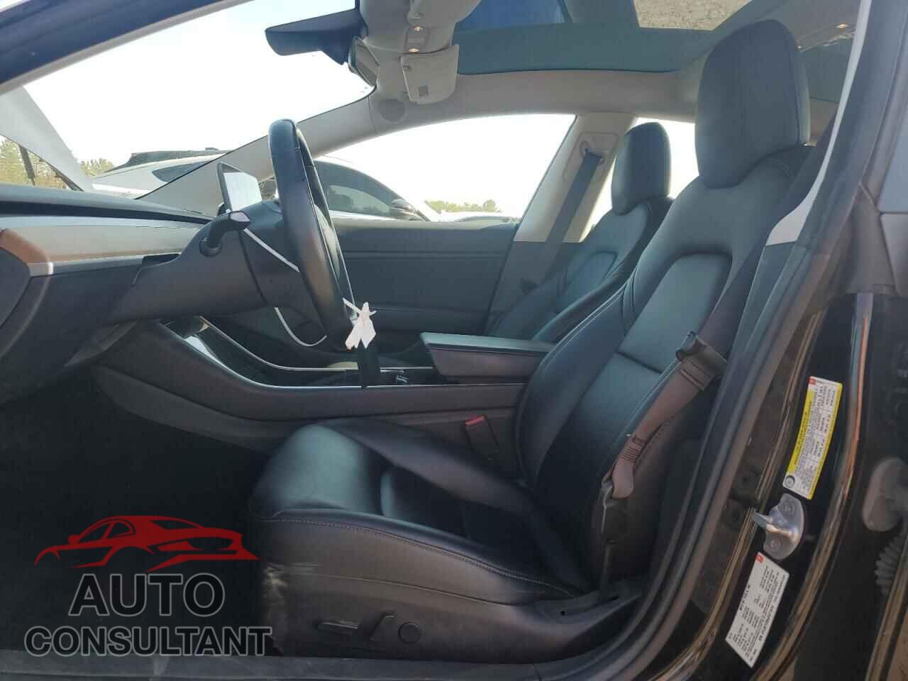 TESLA MODEL 3 2018 - 5YJ3E1EB9JF071814