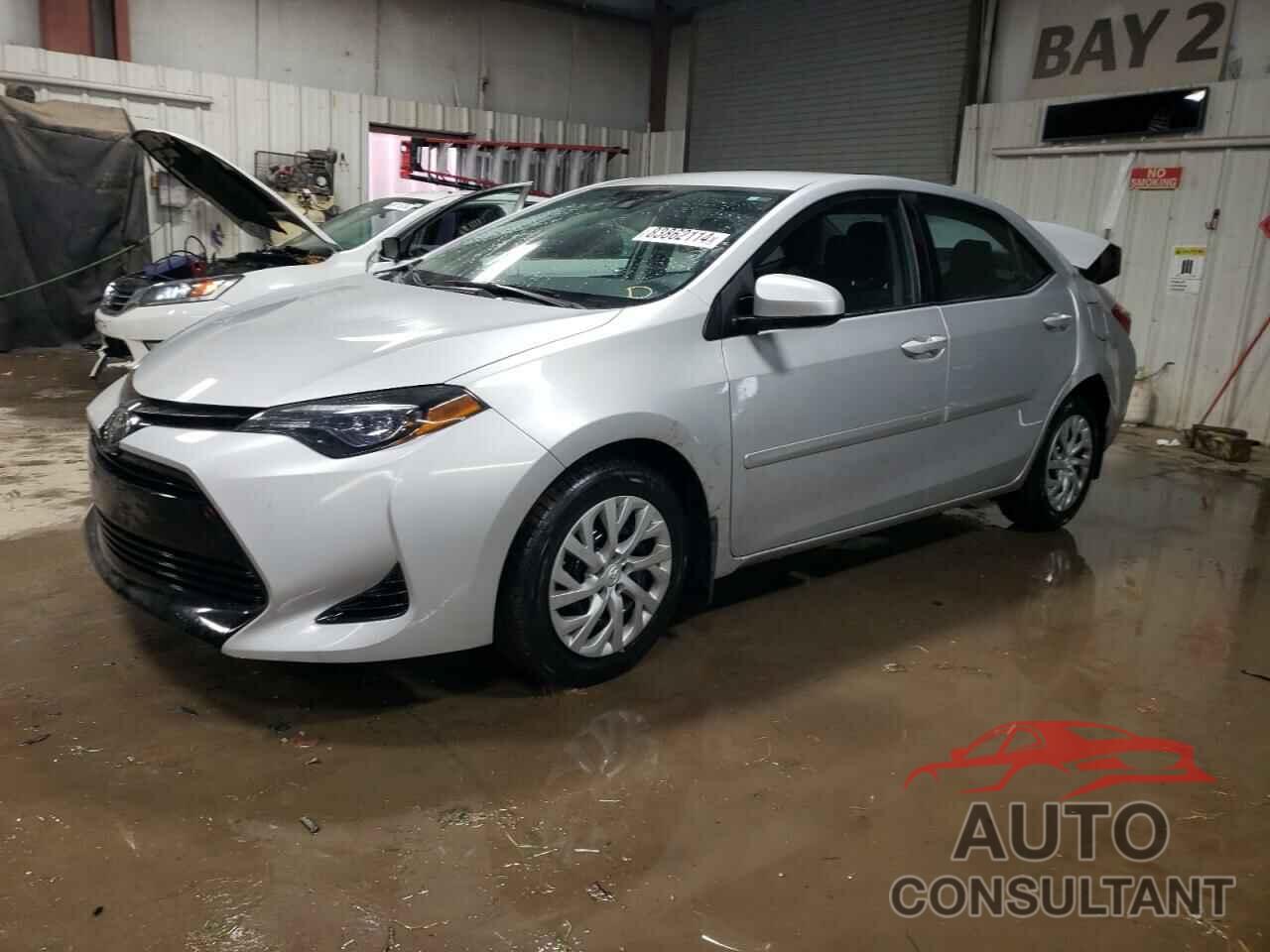 TOYOTA COROLLA 2018 - 2T1BURHEXJC015792