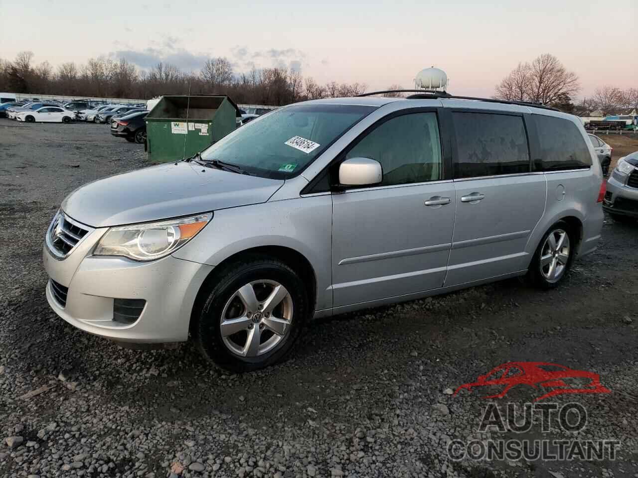 VOLKSWAGEN ROUTAN 2009 - 2V8HW54X59R560822