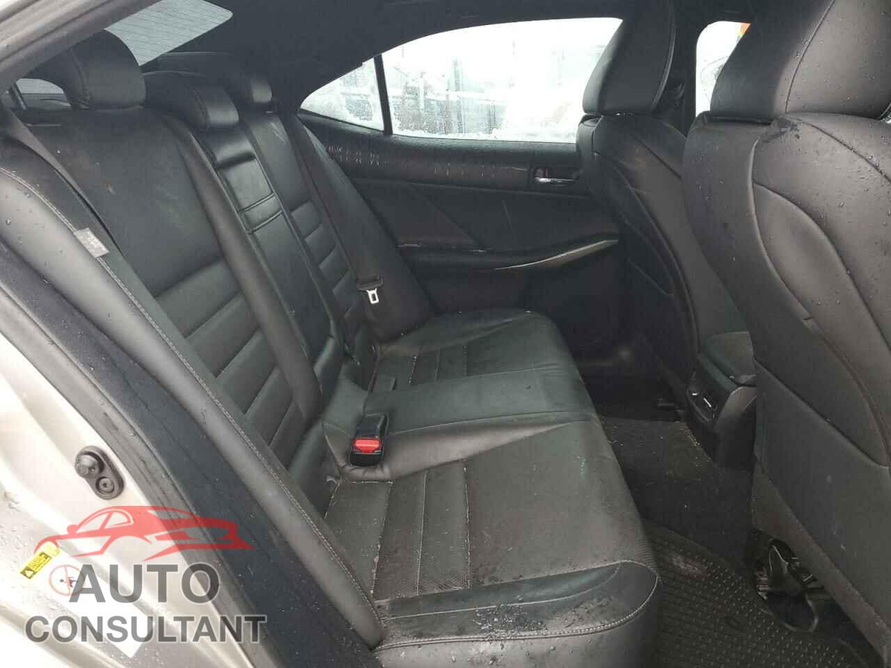LEXUS IS 2015 - JTHBE1D24F5022380