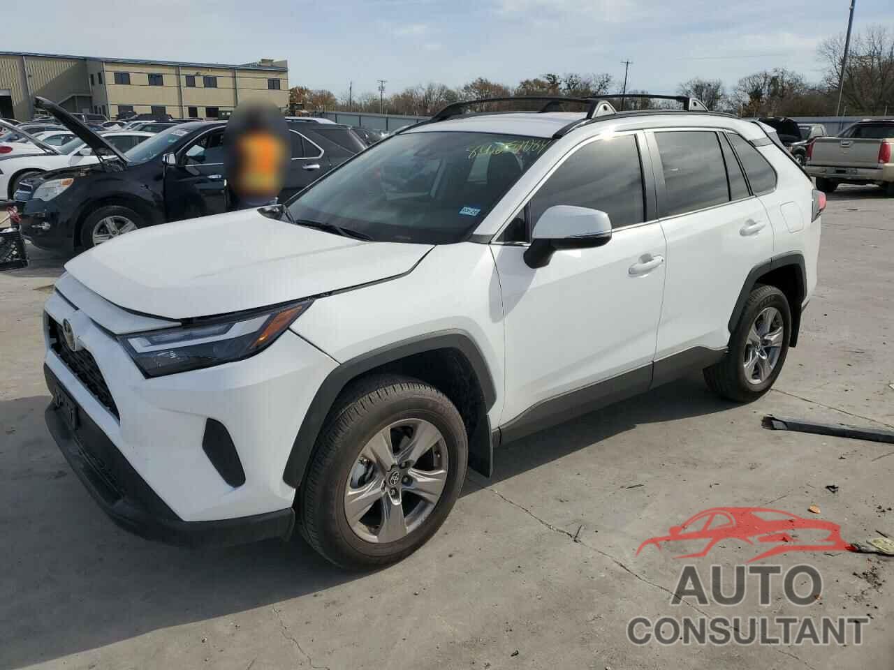 TOYOTA RAV4 2024 - 2T3W1RFV5RC270589