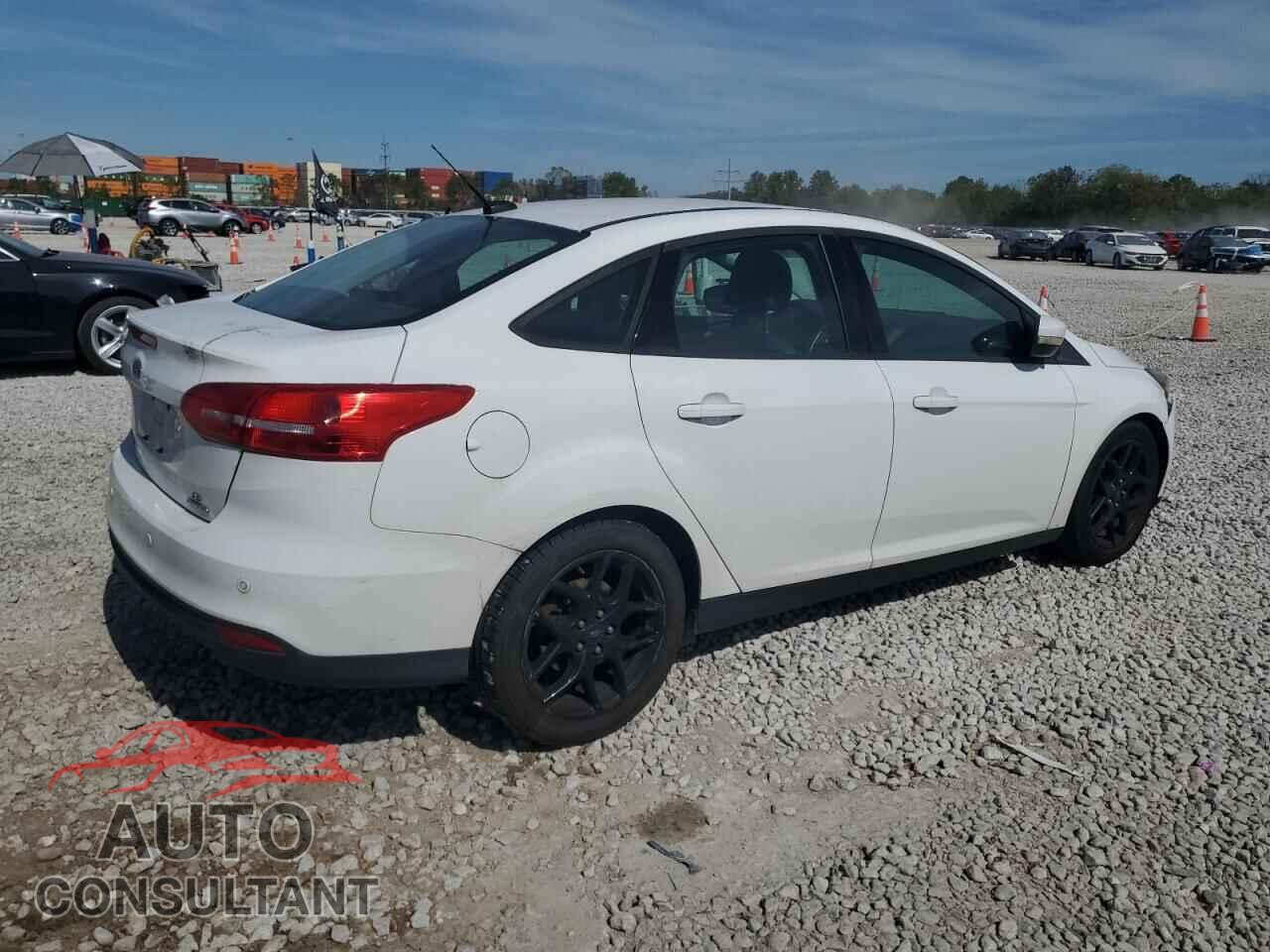 FORD FOCUS 2016 - 1FADP3F27GL386597