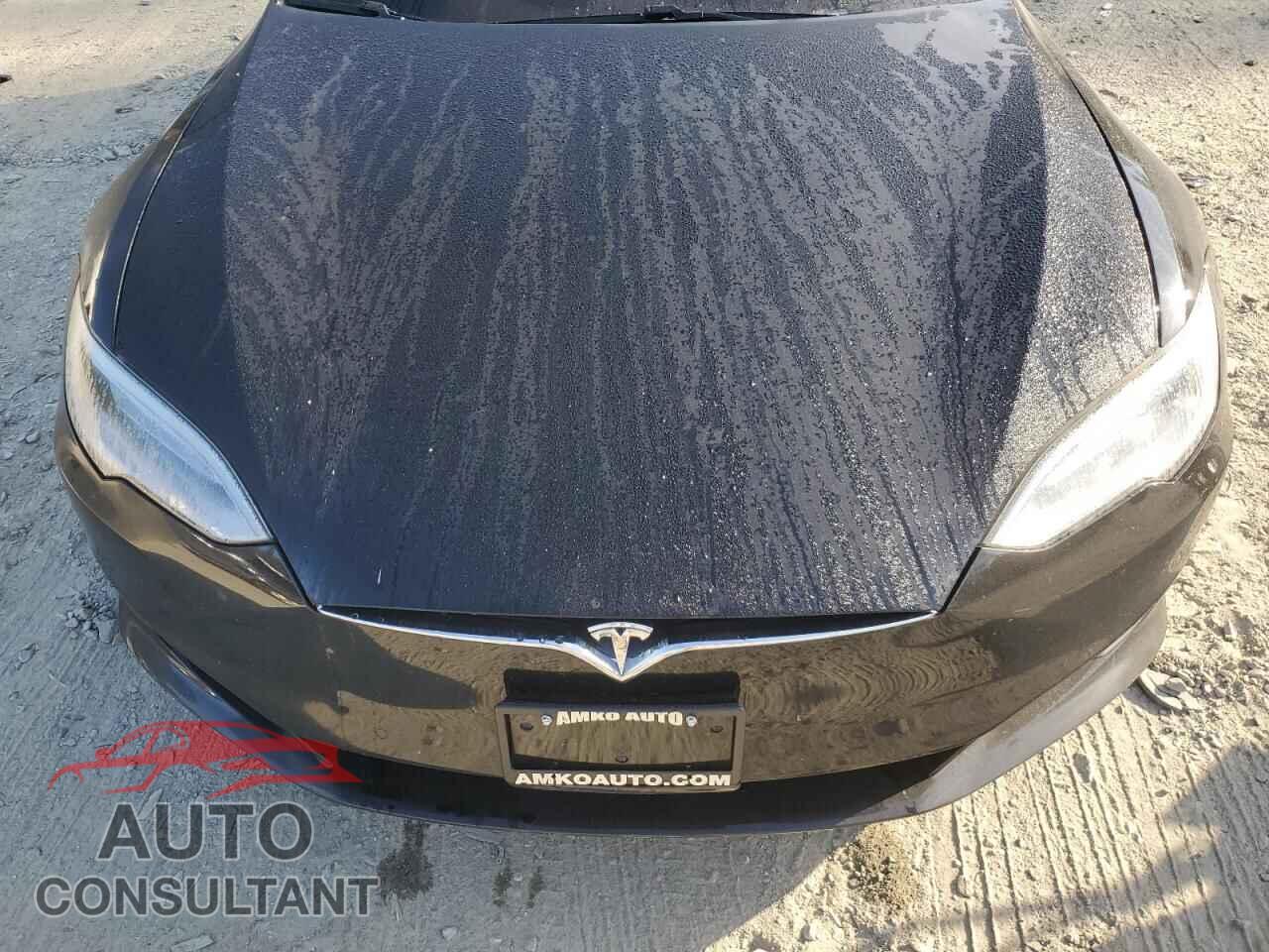 TESLA MODEL S 2017 - 5YJSA1E19HF201163