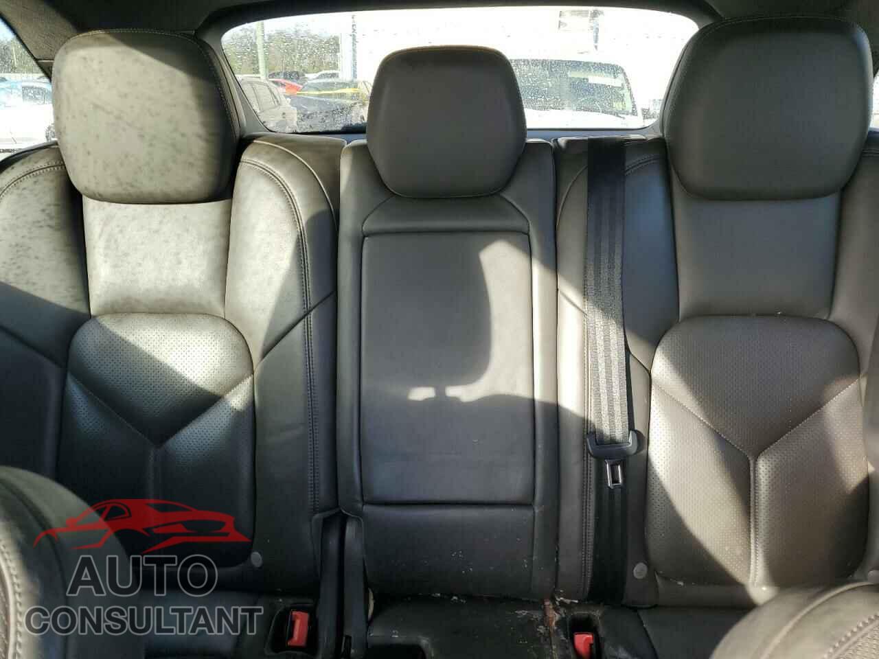 PORSCHE CAYENNE 2018 - WP1AA2A21JKA07296