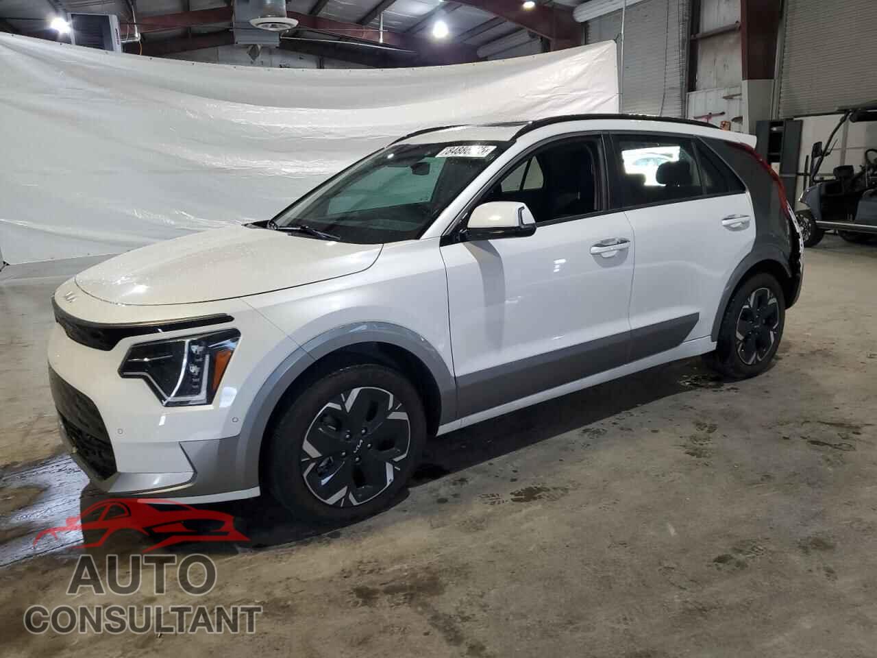 KIA NIRO WAVE 2023 - KNDCT3L13P5042458