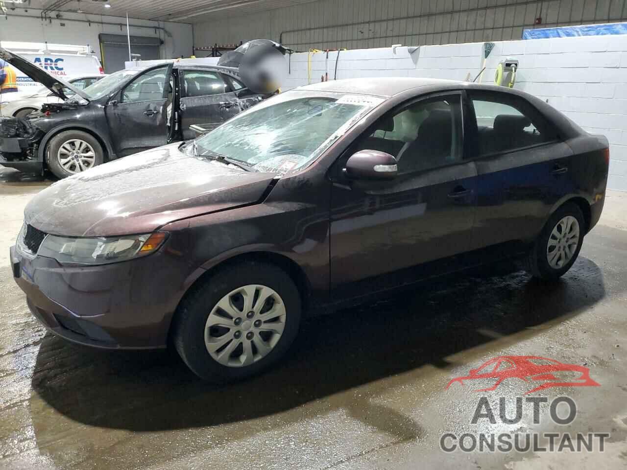 KIA FORTE 2010 - KNAFU4A28A5192551