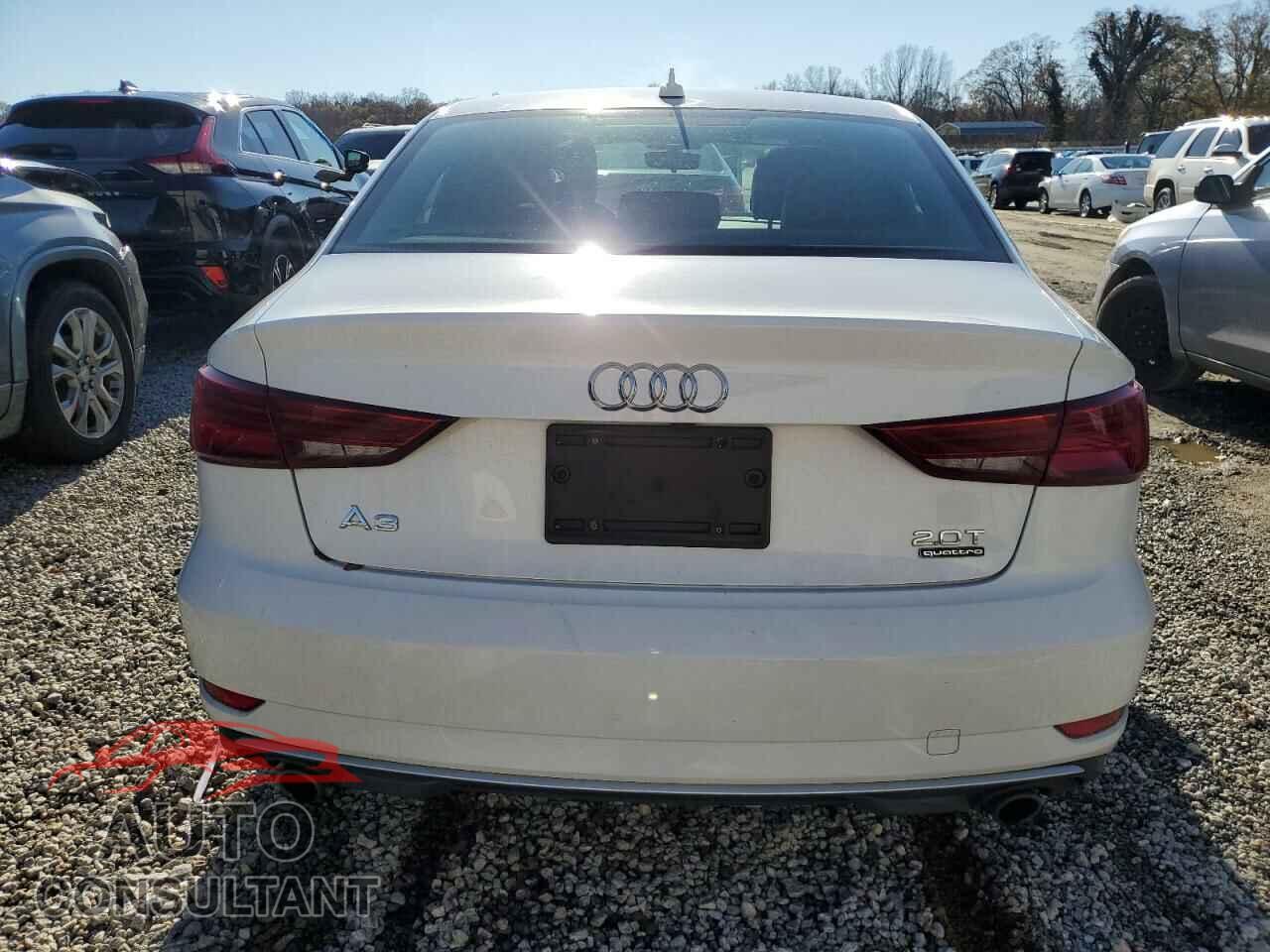AUDI A3 2017 - WAUB8GFF2H1026432